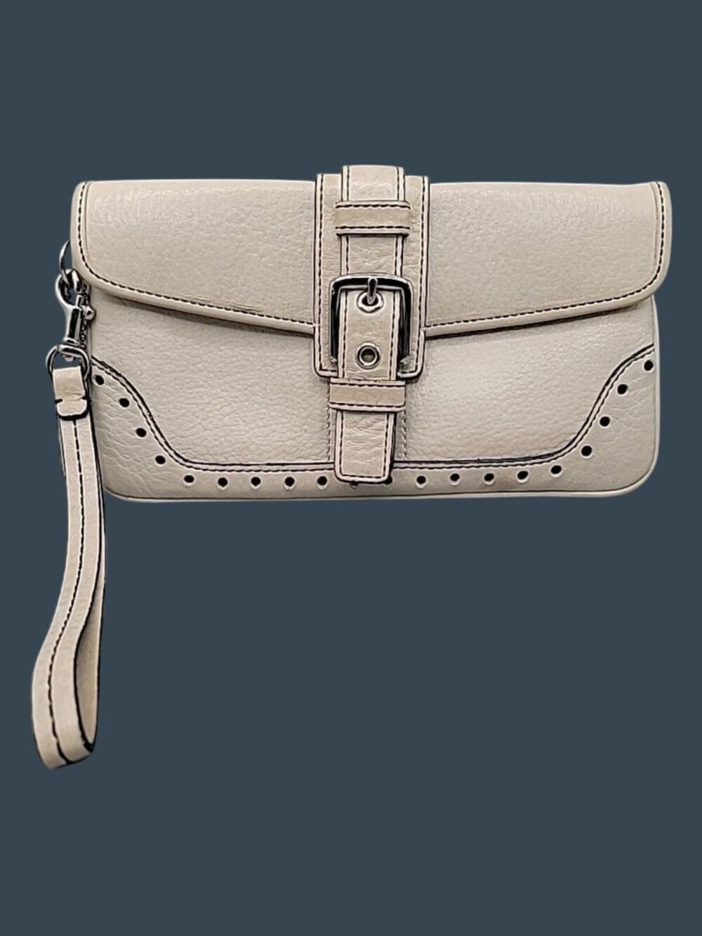 Coach Soho Pebbled Leather Buckle Wristlet Pouch Punched Decorative Studs Y2K